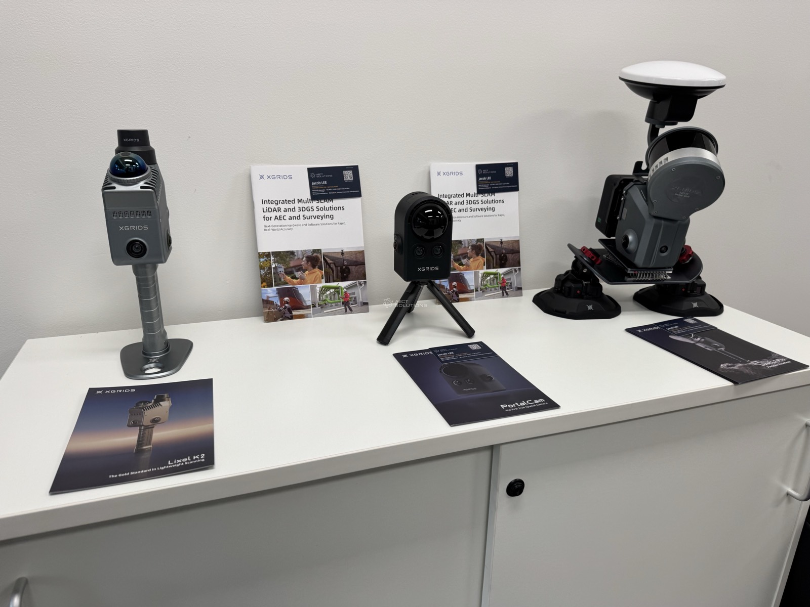 SCANOLOGY metrology display at the AECT office
